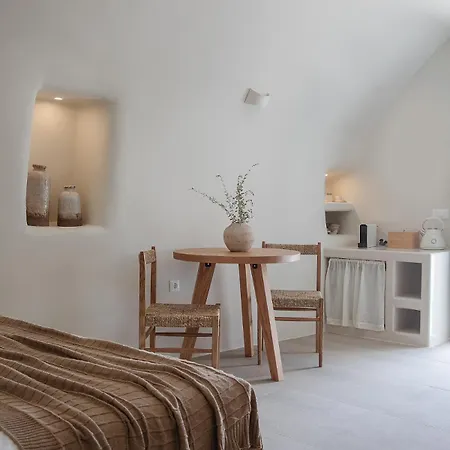 Blue Art Caves - Lunar Sea أويا