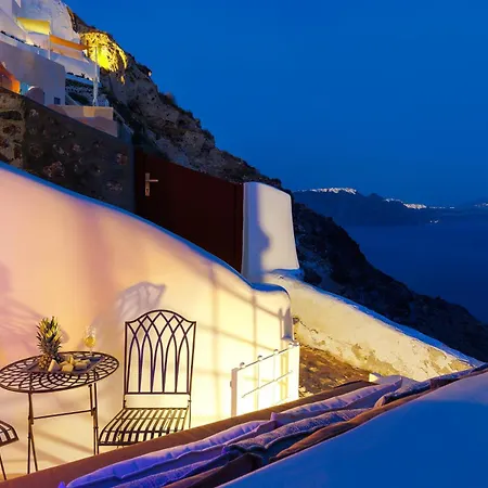 Blue Art Caves - Lunar Sea