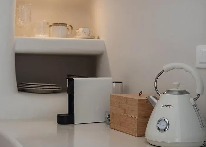 Blue Art Caves - Lunar Sea *