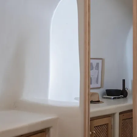 Blue Art Caves - Lunar Sea * 이아